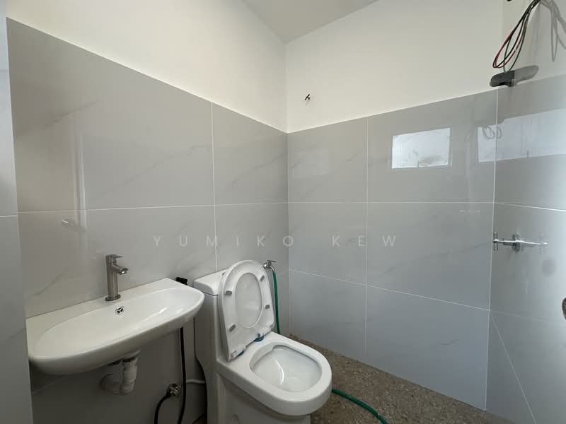 2-storey Terraced House for Sale in Bandar Mahkota Cheras (Cheras) - Yumiko Kew - Bathroom - PropertyGuru.com.my