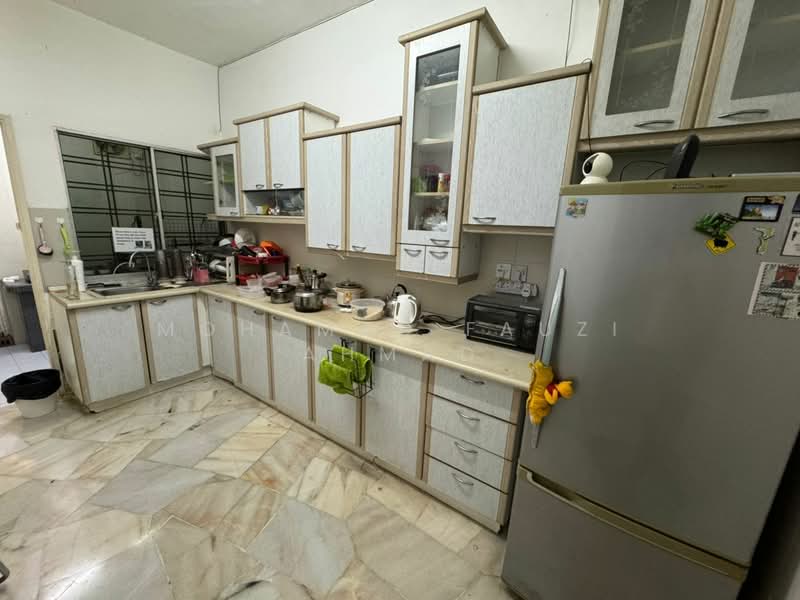 Rumah Teres untuk Dijual di Bandar Sungai Long (Selangor) - Mohamad Fauzi Ahmad - Kitchen - PropertyGuru.com.my