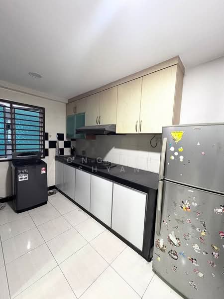 Service Residence for Rent at The Embassy (Bangunan Duta Impian) - Ong Lih Shyan - Kitchen - PropertyGuru.com.my