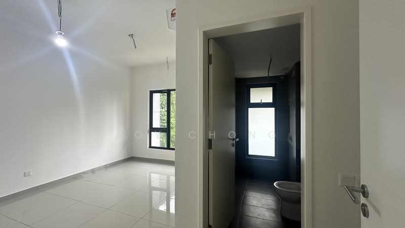 Servis Apartment untuk Dijual di D'Clover Residences - Roy Chong - PropertyGuru.com.my