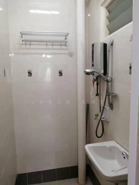 Pangsapuri untuk Dijual di Seri Semarak (Asia Heights) - Jason Ewe - Bathroom - PropertyGuru.com.my