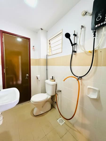 Rumah Teres 2 Tingkat untuk Dijual di Semenyih (Selangor) - Farid Fahmi - Bathroom - PropertyGuru.com.my