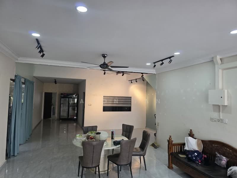 Kedai / Pejabat untuk Dijual di Bandar Uda Utama (Johor Bahru) - Jason Tan - Living Room - PropertyGuru.com.my