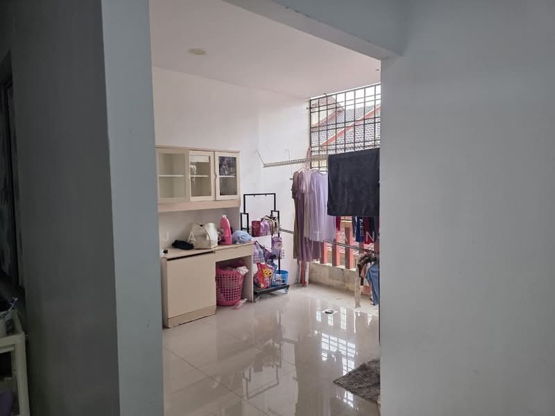 Kedai / Pejabat untuk Dijual di Bandar Uda Utama (Johor Bahru) - Jason Tan - Balcony - PropertyGuru.com.my