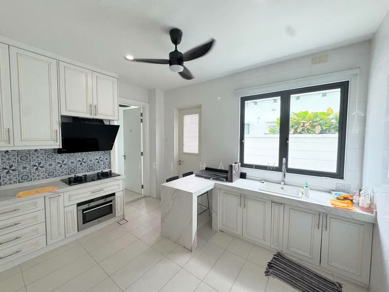 Rumah Berkembar untuk Dijual di Cyberjaya (Selangor) - Hairi Halim - Kitchen - PropertyGuru.com.my