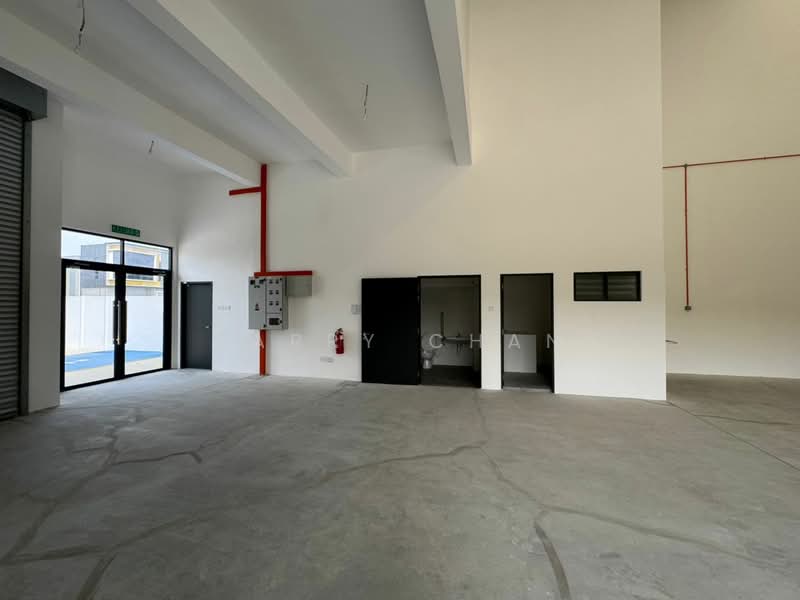 Factory for Rent in Eco Business Park V (Puncak Alam) - BARRY CHAN - Entrance - PropertyGuru.com.my