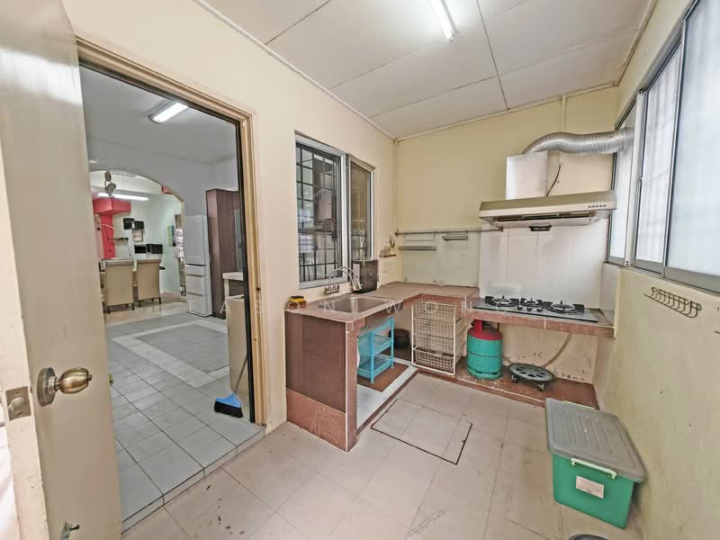 2-storey Terraced House for Sale in Taman Suria (Bandar Sungai Long) - Eason Wong - Kitchen - PropertyGuru.com.my