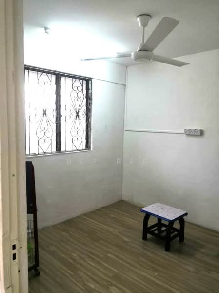 Flat for Rent at Flat Taman Ungku Tun Aminah - Bee Bee - PropertyGuru.com.my