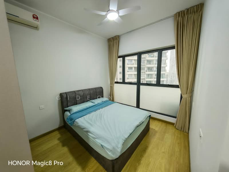 Condominium for Rent at Bay Laurel @ Country Garden Danga Bay - Gideon Chan - Bedroom - PropertyGuru.com.my