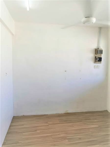 Flat for Sale at Flat Taman Ungku Tun Aminah - Bee Bee - PropertyGuru.com.my