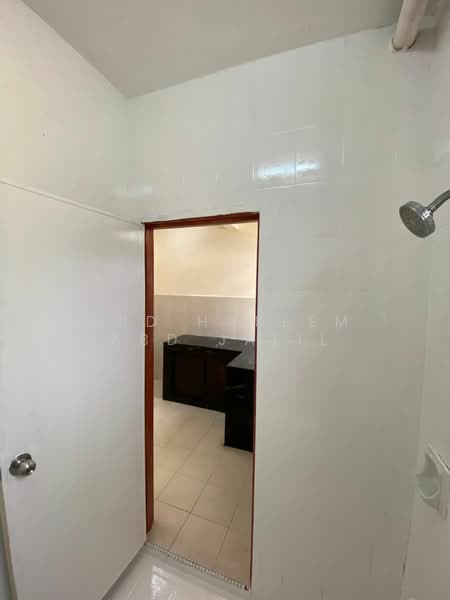 2-storey Terraced House for Sale in Johor Bahru (Johor) - Abd Hakeem Abd Jalil - Bathroom - PropertyGuru.com.my