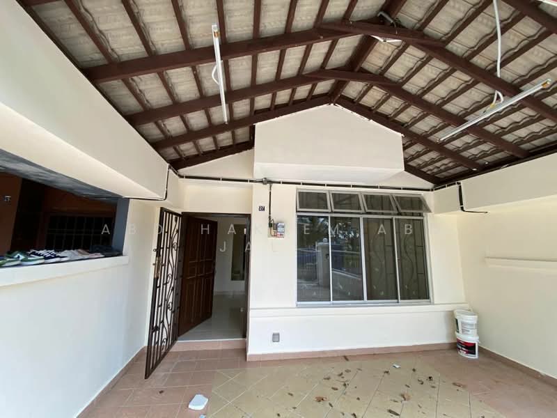 2-storey Terraced House for Sale in Johor Bahru (Johor) - Abd Hakeem Abd Jalil - Exterior - PropertyGuru.com.my