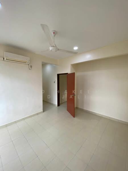 2-storey Terraced House for Sale in Johor Bahru (Johor) - Abd Hakeem Abd Jalil - Interior - PropertyGuru.com.my