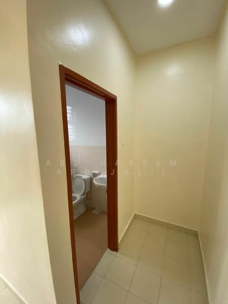 2-storey Terraced House for Sale in Johor Bahru (Johor) - Abd Hakeem Abd Jalil - Bathroom - PropertyGuru.com.my