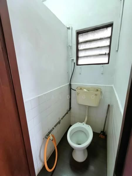 1-storey Terraced House for Sale in Jelapang (Ipoh) - Donald Goh - Bathroom - PropertyGuru.com.my