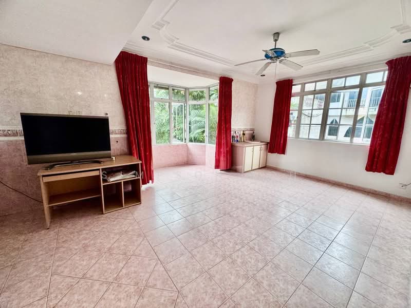 Rumah Teres 3 Tingkat untuk Dijual di Taman Tampoi Utama (Johor Bahru) - Simpson Poh - Living Room - PropertyGuru.com.my