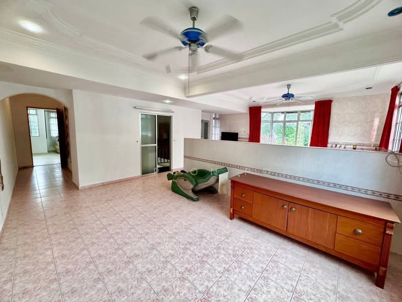 Rumah Teres 3 Tingkat untuk Dijual di Taman Tampoi Utama (Johor Bahru) - Simpson Poh - Living Room - PropertyGuru.com.my