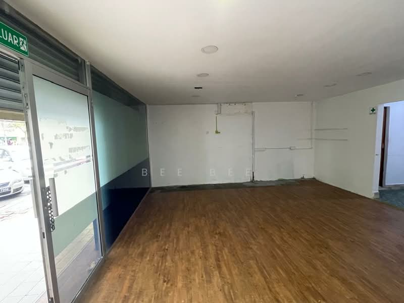 Kedai untuk Disewa di Taman Tampoi Indah (Tampoi) - Bee Bee - Interior - PropertyGuru.com.my