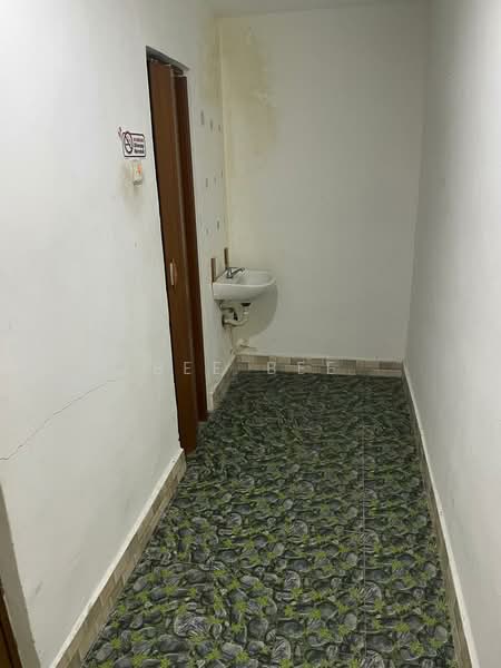 Kedai untuk Disewa di Taman Tampoi Indah (Tampoi) - Bee Bee - PropertyGuru.com.my