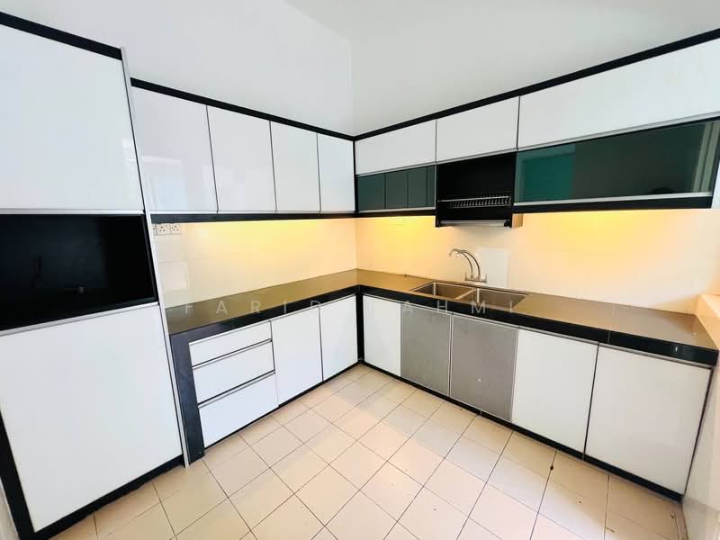 2-storey Terraced House for Sale in Bandar Teknologi Kajang (Kajang) - Farid Fahmi - Kitchen - PropertyGuru.com.my