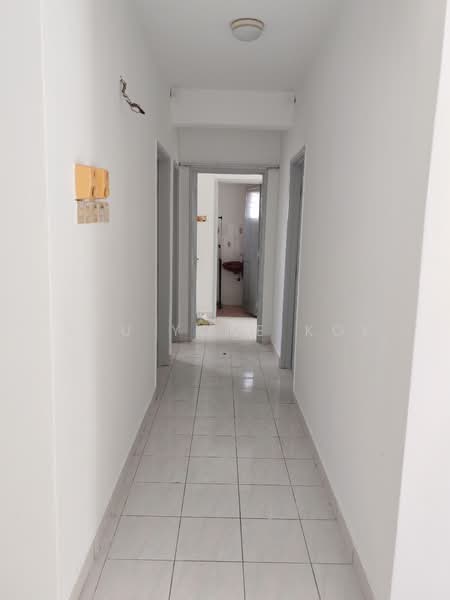 Condominium for Sale at Puncak Seri Kelana - Lau Yoke Kok - Corridor - PropertyGuru.com.my