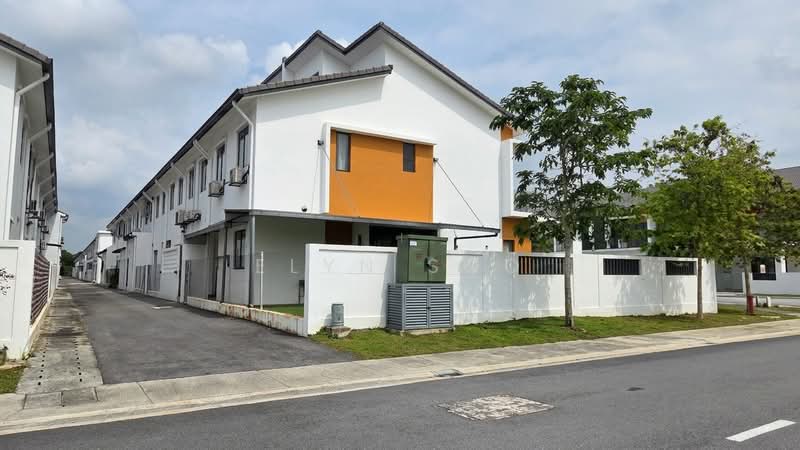 Rumah Teres 2 Tingkat untuk Disewa di Bandar Rimbayu (Telok Panglima Garang) - Elyn Soo - Exterior - PropertyGuru.com.my