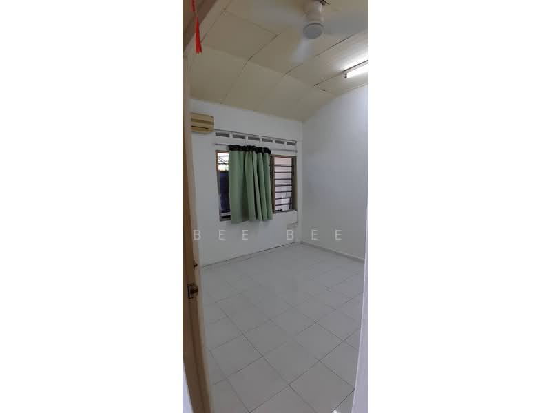 Untuk Disewa - Taman Bukit Kempas
