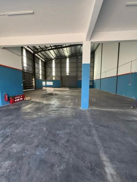Factory for Rent in Seksyen 35 (Shah Alam) - Lim Jeon - Interior - PropertyGuru.com.my