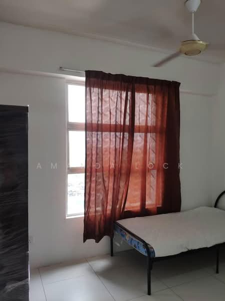 Condominium for Sale at Calisa M @ Calisa Residences - Amanda Lock - Bedroom - PropertyGuru.com.my