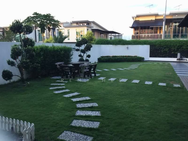 Cluster House for Sale in Taman Mount Austin (Tebrau) - Reny Hee - PropertyGuru.com.my