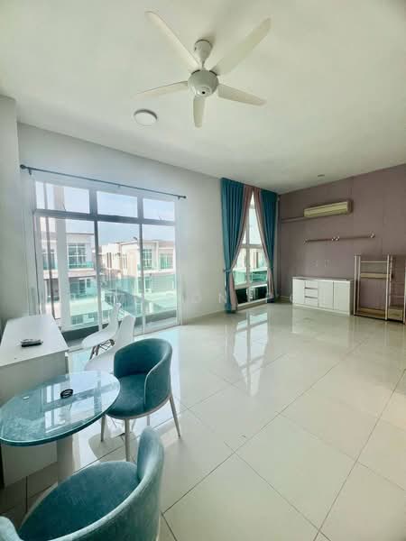 Rumah Kluster untuk Dijual di Taman Nusa Sentral (Iskandar Puteri (Nusajaya)) - Simpson Poh - Living Room - PropertyGuru.com.my