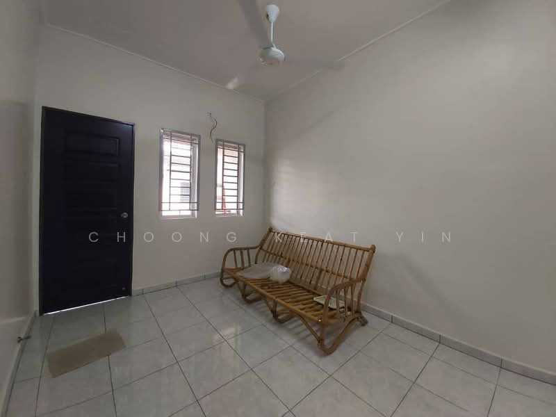 2-storey Terraced House for Sale in Taman Sri Ampang (Alor Setar) - Choong Keat Yin - Living Room - PropertyGuru.com.my
