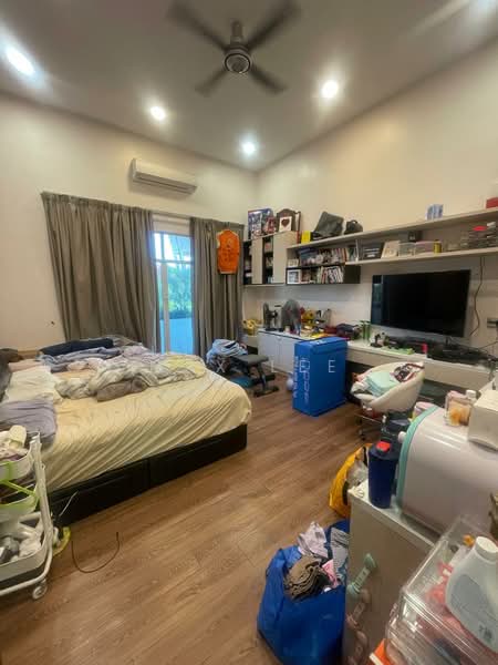 Rumah Berkembar untuk Dijual di Taman Bukit Serdang (Seri Kembangan) - Max Lee - Bedroom - PropertyGuru.com.my