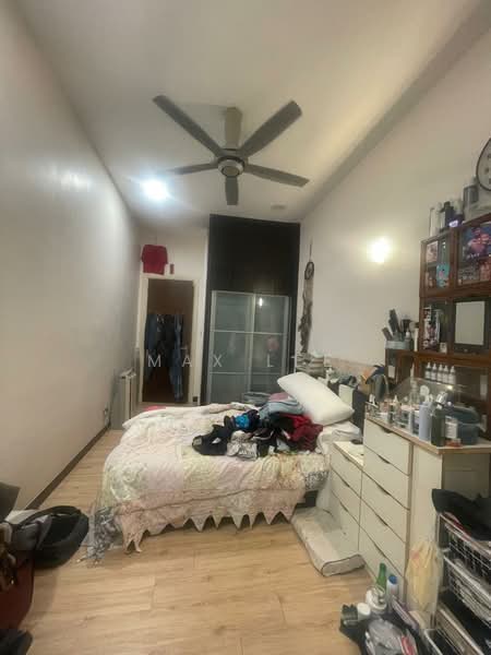 Rumah Berkembar untuk Dijual di Taman Bukit Serdang (Seri Kembangan) - Max Lee - Bedroom - PropertyGuru.com.my