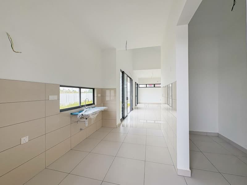 Semi-Detached House for Sale in Elmina (Shah Alam) - Aqil Kamal - Kitchen - PropertyGuru.com.my