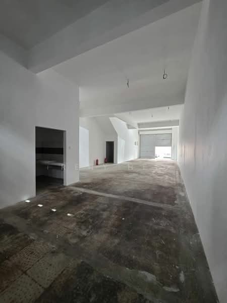 Shop for Rent in Bandar Dato Onn (Tebrau) - Reny Hee - Interior - PropertyGuru.com.my