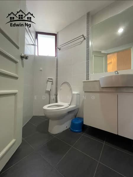 Kondominium untuk Dijual di Marina Bay Condominium - Edwin Ng - Bathroom - PropertyGuru.com.my