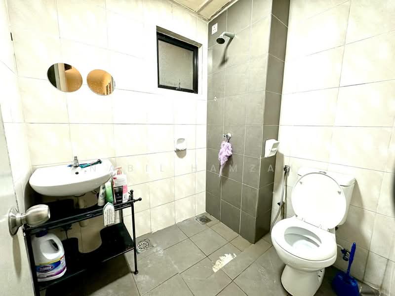 Kondominium untuk Dijual di One Damansara - Nabil Hamzah - Bathroom - PropertyGuru.com.my