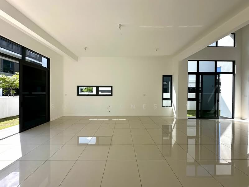 Rumah Berkembar untuk Dijual di Rawang (Selangor) - Sharveenesh V - Living Room - PropertyGuru.com.my