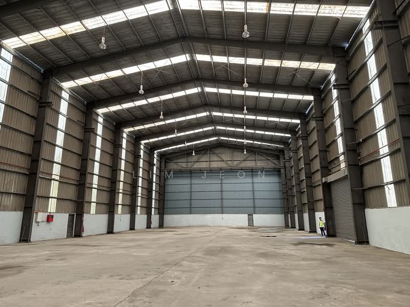 Warehouse for Rent in Taman Sijangkang Jaya (Telok Panglima Garang) - Lim Jeon - Interior - PropertyGuru.com.my