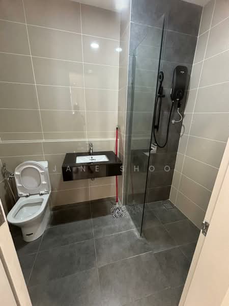 Kondominium untuk Disewa di The Maple Residences - Jane Shoo - Bathroom - PropertyGuru.com.my