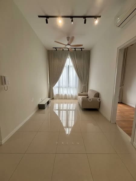 Kondominium untuk Disewa di The Maple Residences - Jane Shoo - Living Room - PropertyGuru.com.my