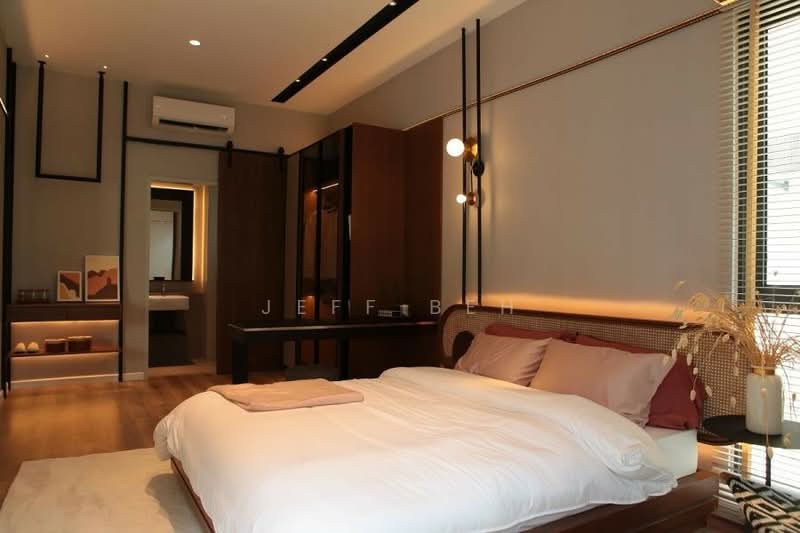 Condominium for Sale at Sanderling Lakefront - Jeff Beh - Bedroom - PropertyGuru.com.my