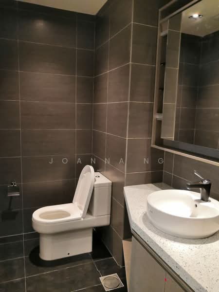 Servis Apartment untuk Dijual di Expressionz Professional Suites - Joanna Ng - Bathroom - PropertyGuru.com.my