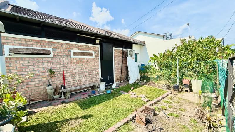 1-storey Terraced House for Sale in Dengkil (Selangor) - Aqillah Razali - PropertyGuru.com.my