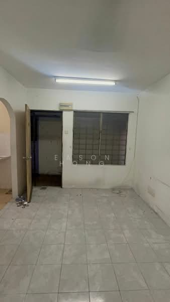 Apartment for Rent at Pangsapuri Pendamar B - Eason Hong - Interior - PropertyGuru.com.my