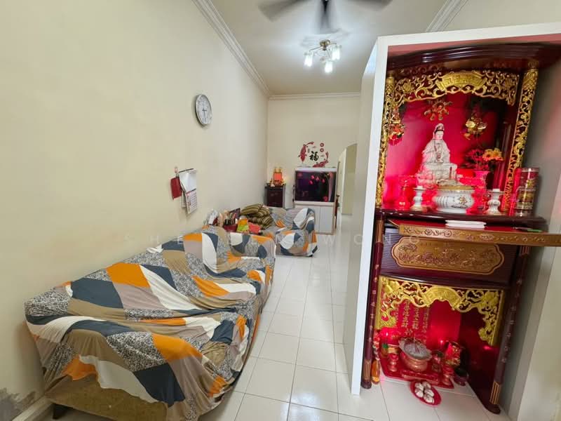 Rumah Teres 1 Tingkat untuk Dijual di Taman Puteri Wangsa (Ulu Tiram) - Shereen Wong - Living Room - PropertyGuru.com.my
