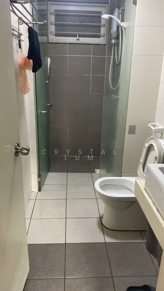 Kondominium untuk Dijual di First Residence (Residensi Unggul) - Crystal Lum - Bathroom - PropertyGuru.com.my
