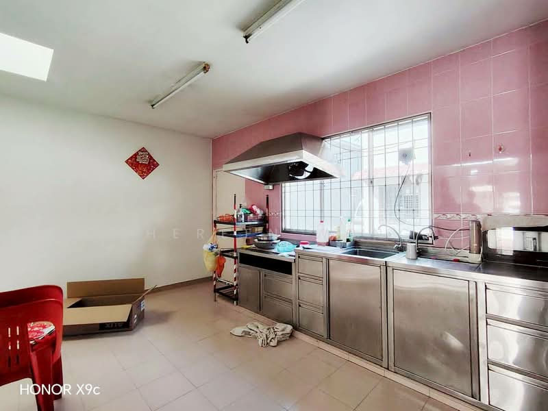 Untuk Dijual - Taman Megah Ria