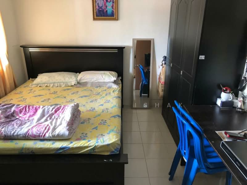 2-storey Terraced House for Sale in Gombak (Selangor) - Zamani Ishak - Bedroom - PropertyGuru.com.my